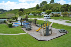 Гостиница Waitomo TOP 10 Holiday Park  Уэйтомо